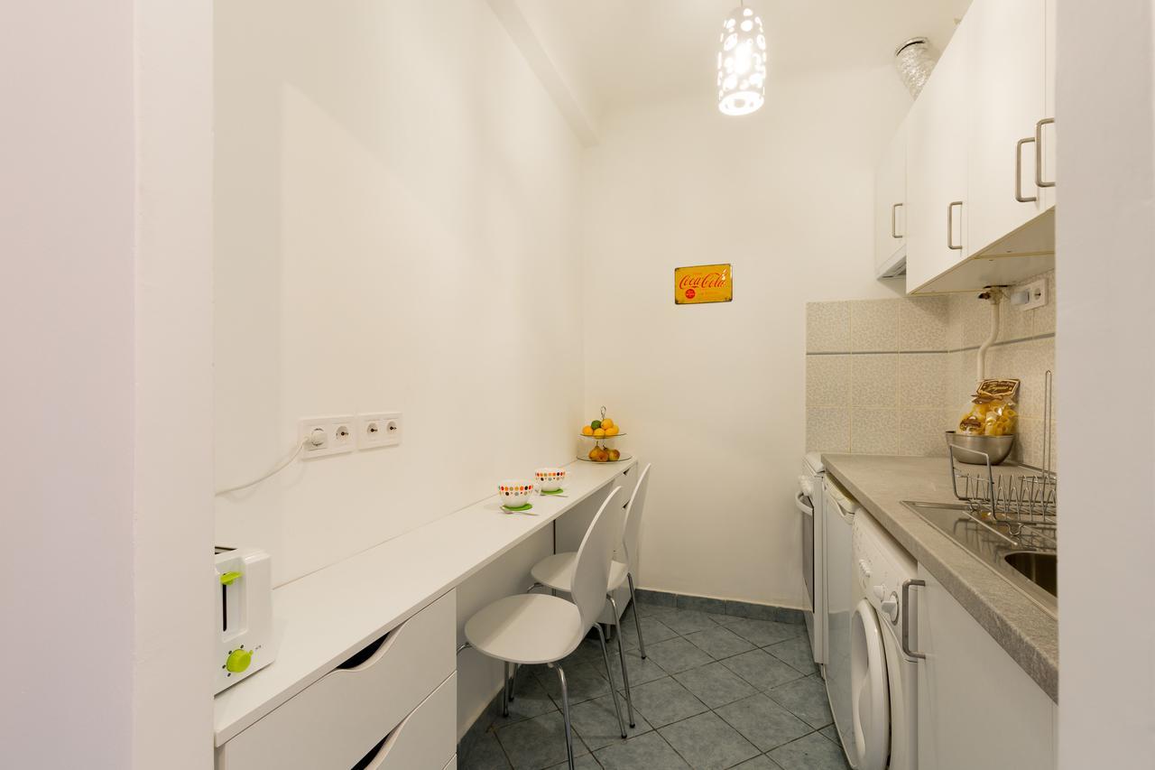 Pamka Place Appartement Boedapest Buitenkant foto